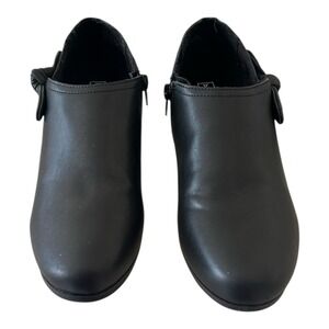Black Rivet Fashion Bow Tie Ankle Boots Women's Size 7.5 Molly Bootie Black